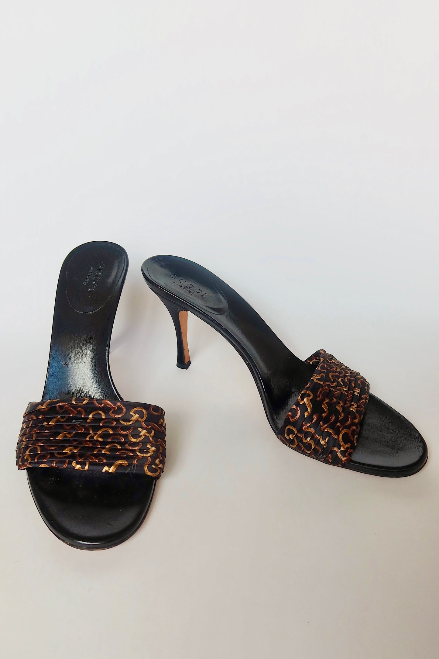 Gucci by Tom Ford — F/W 2002 Silk GG Monogram Braided Kitten Heel Mule