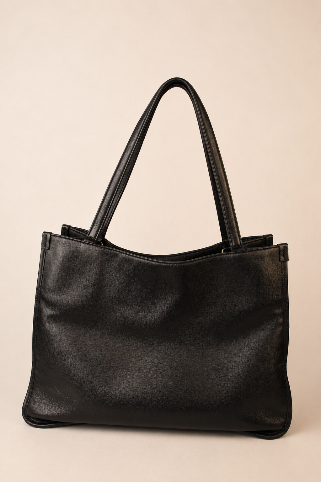 Gucci — Vintage Black Leather Horsebit Tote