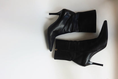 Gucci — Black Leather Square-Toe Ankle Boot