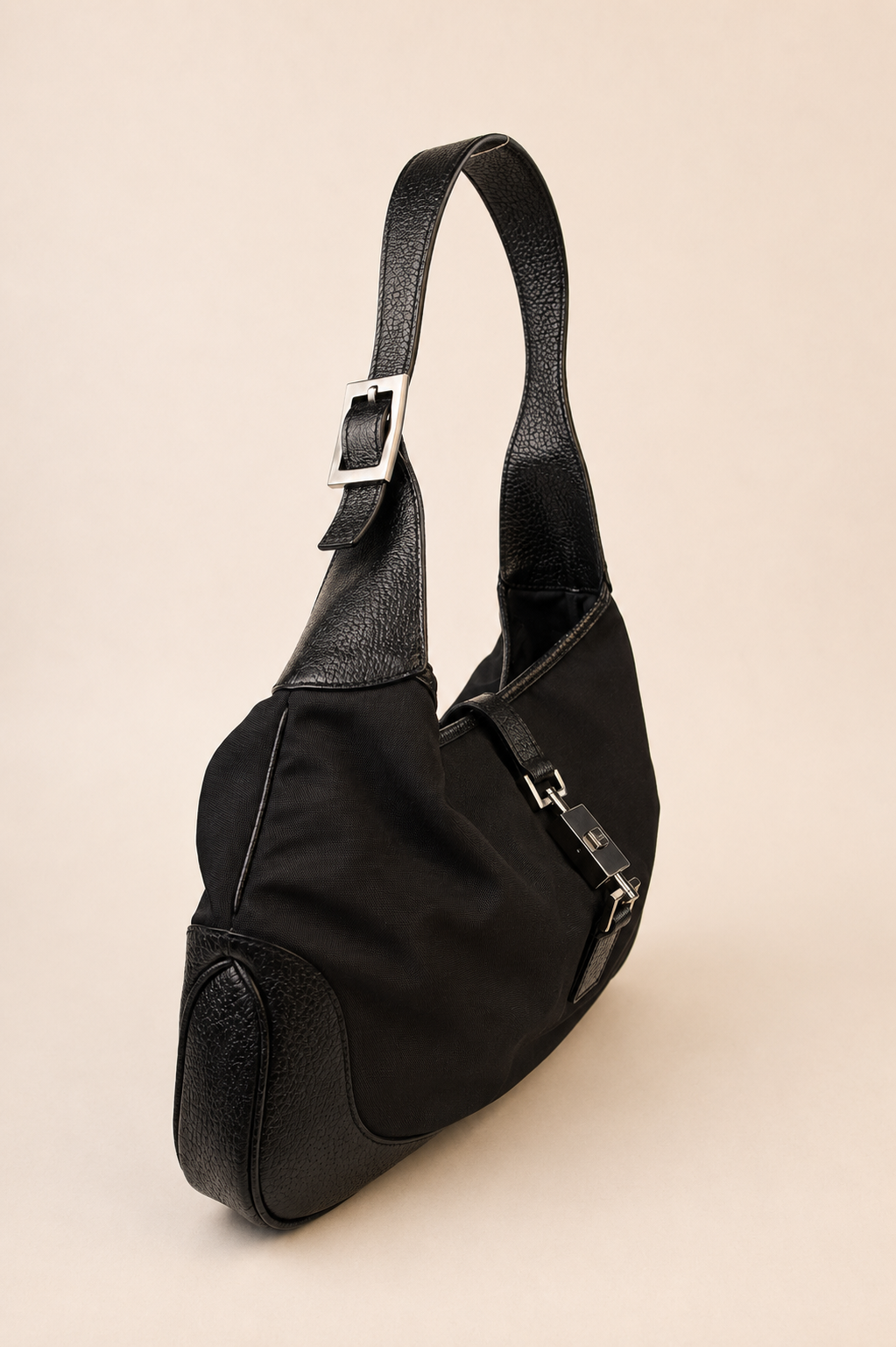 Gucci — Vintage Black Nylon Jackie Shoulder Bag