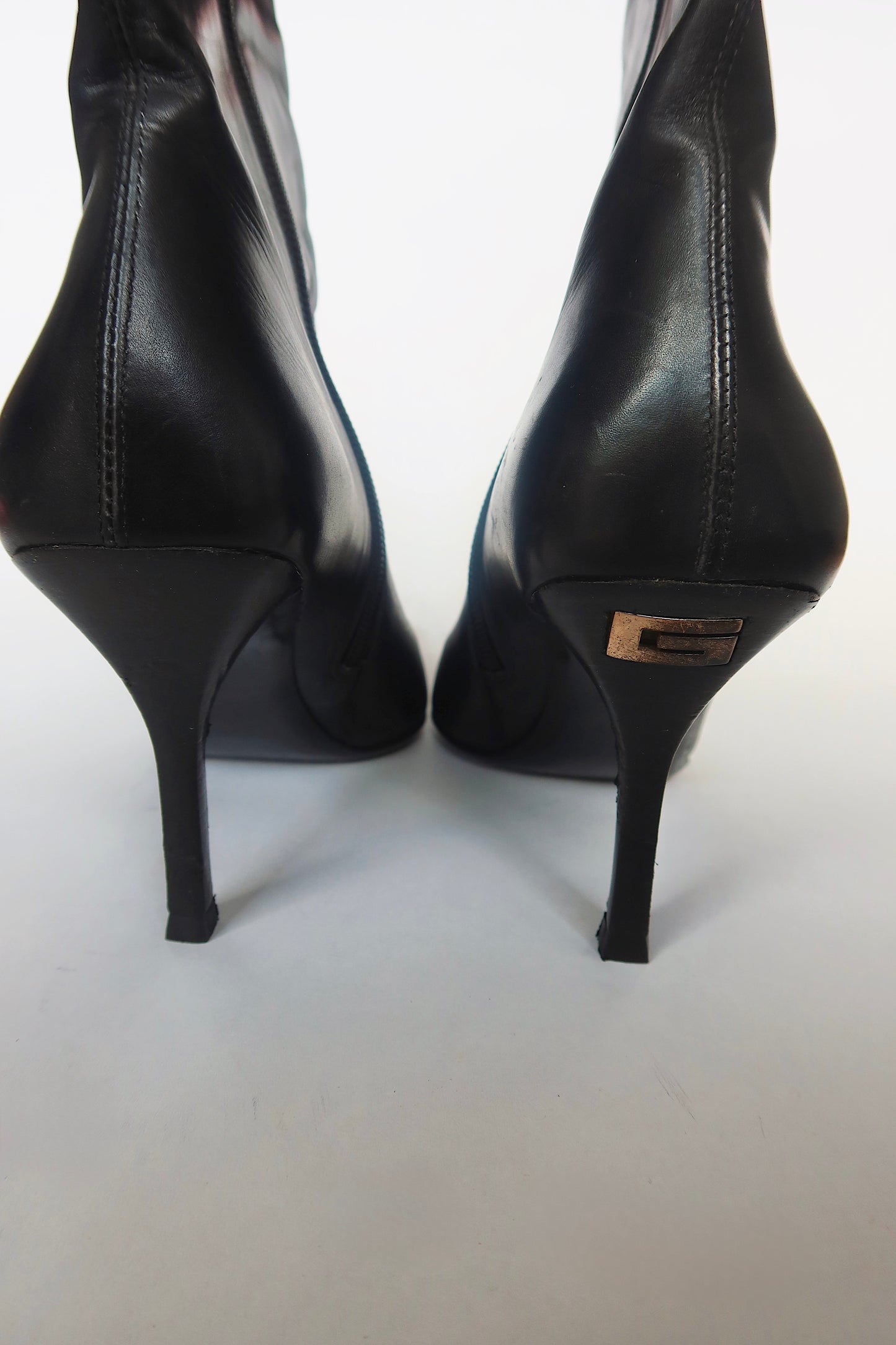 Gucci — Black Leather Square-Toe Ankle Boot
