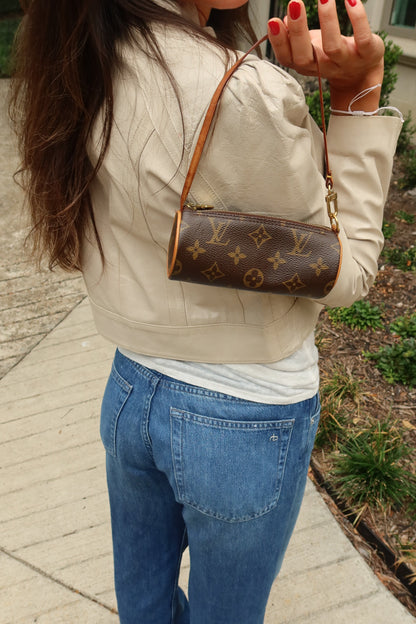 Louis Vuitton — Vintage Monogram Pochette Papillon