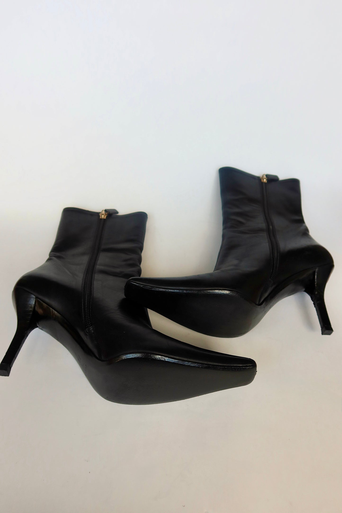 Gucci — Black Leather Square-Toe Ankle Boot